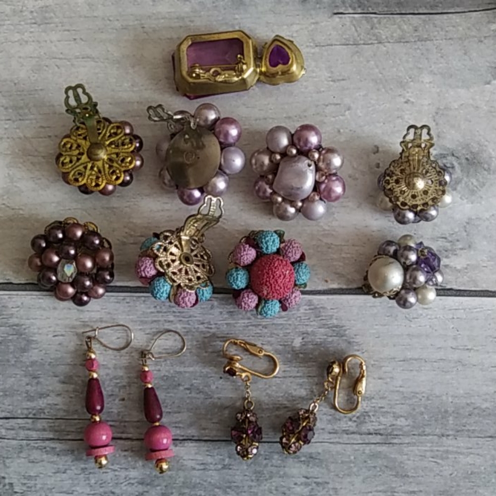 Lot 6 pr Earrings & 1 Pin Purple Costume Vtg - Picture 2 of 8